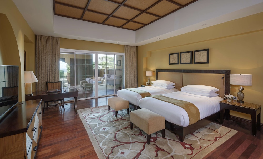 Desert Islands Resort & Spa by Anantara 24/72