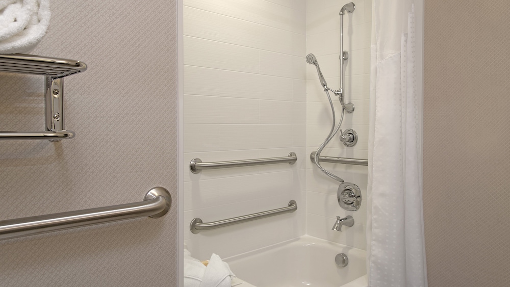 Holiday Inn Indianapolis Airport 15/66