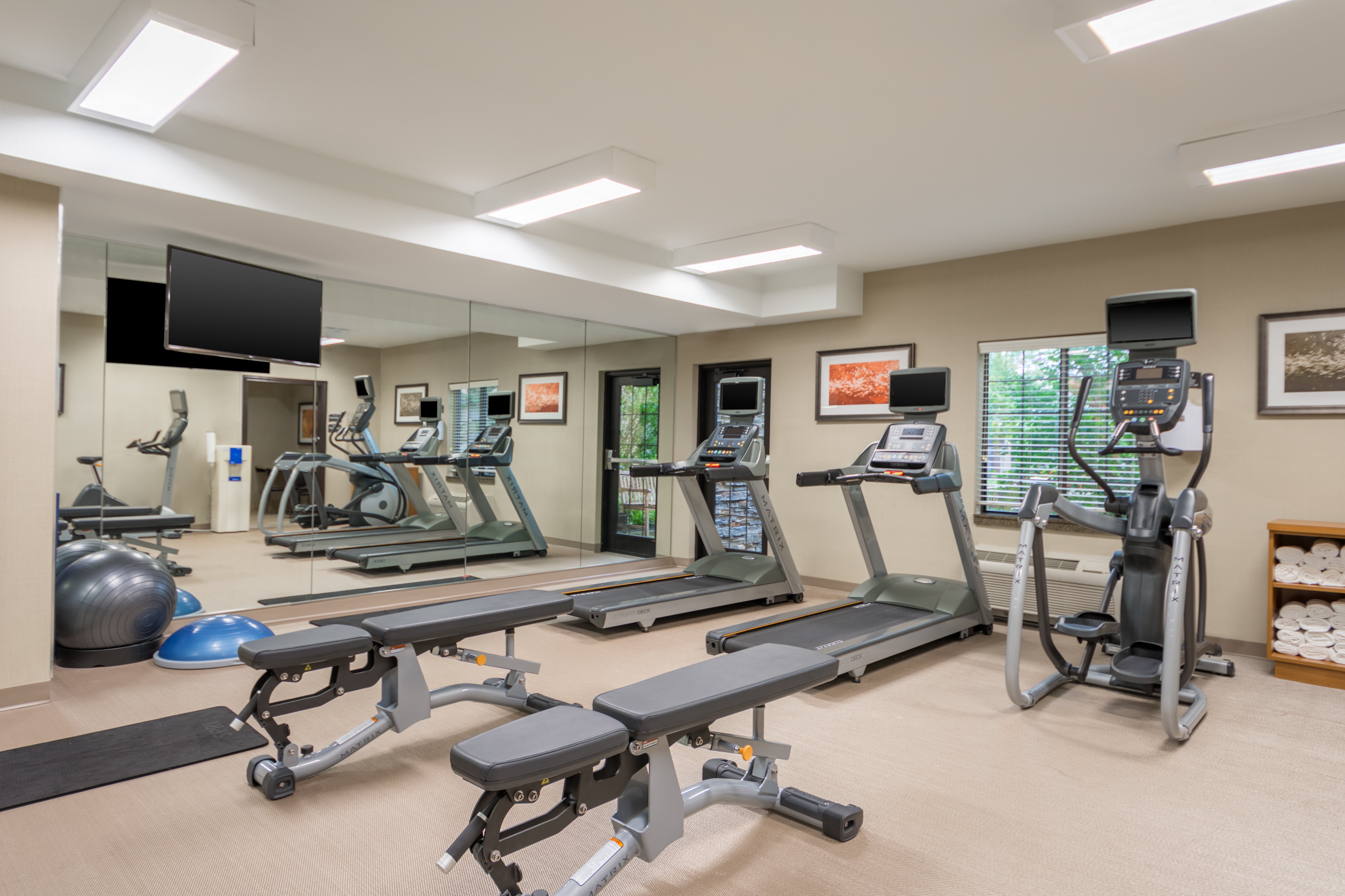 Staybridge Suites Kansas City-Independence 29/63