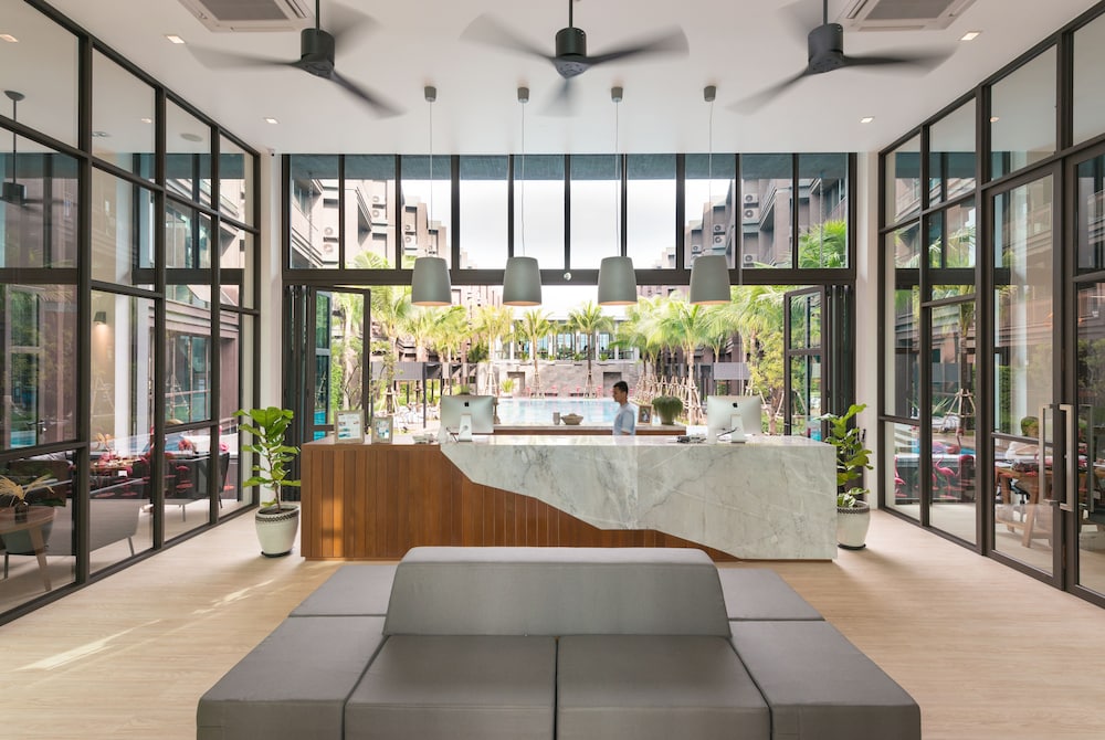 lobby