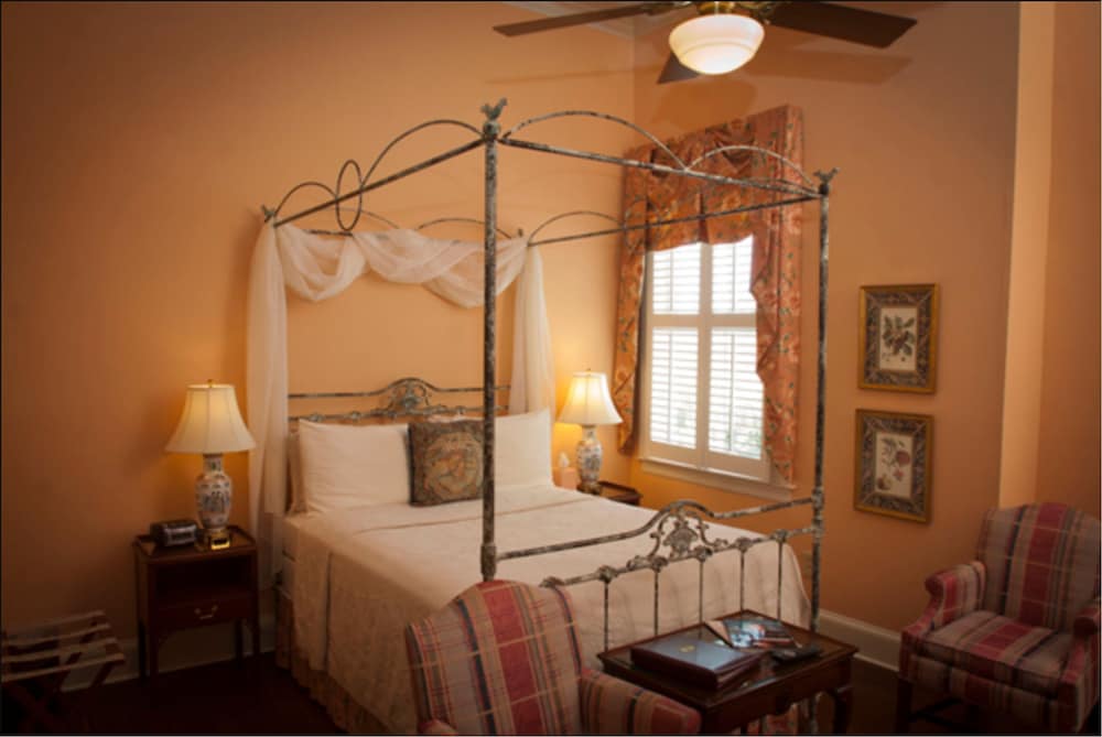 1842 Inn 29/74