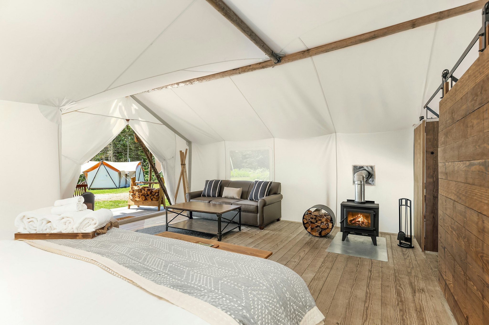Under Canvas Acadia 28/39