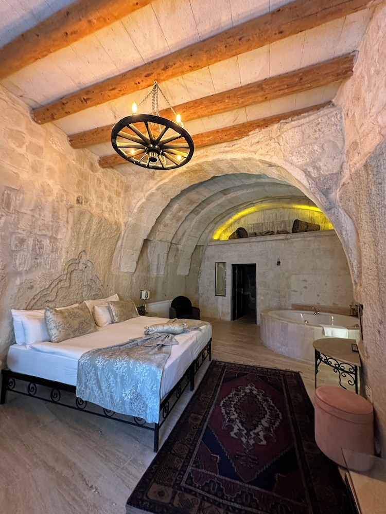 Ortahisar Cave Hotel 6/50