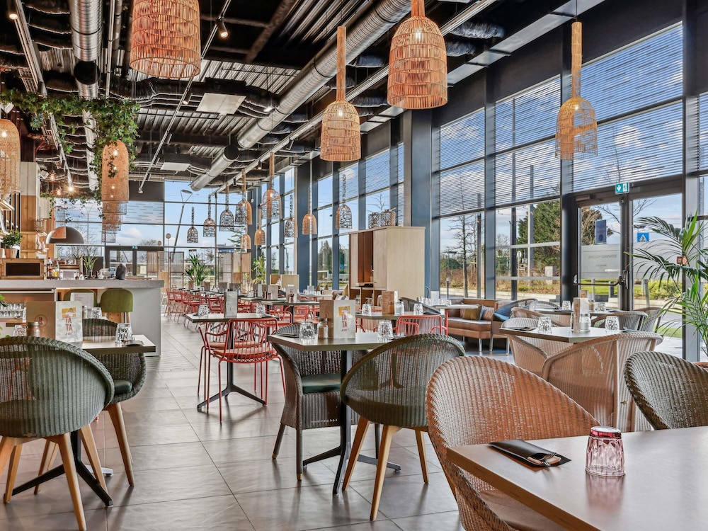Mercure Paris Orly Tech Airport 56/78