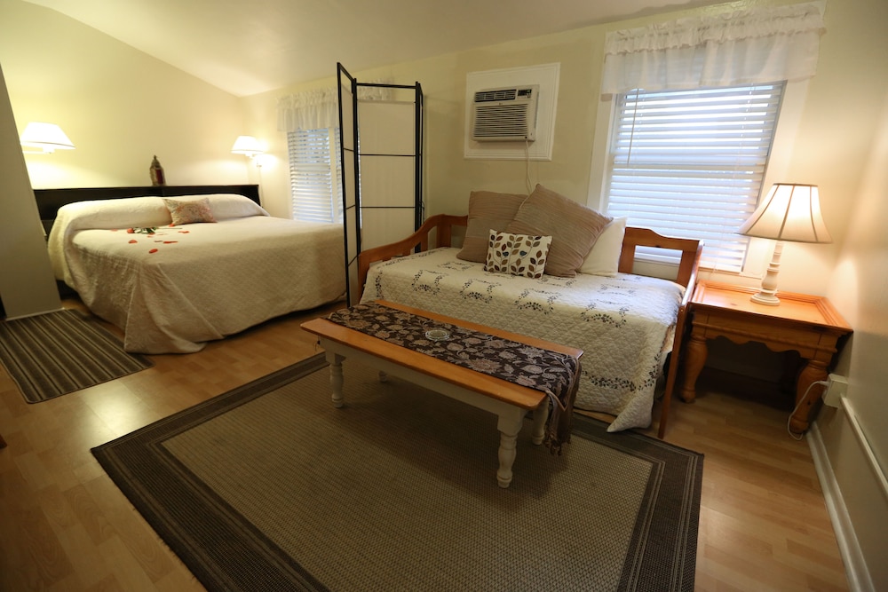 O'Casey's Bed &amp; Breakfast 12/40