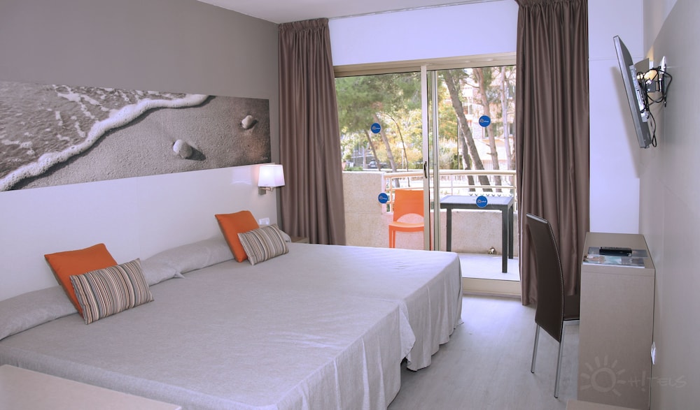 Salou Sunset by Pierre Vacances Adults Only 29/63