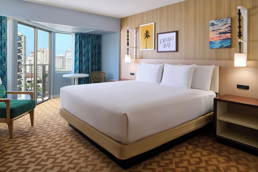 ROOM, KING BED, OCEAN VIEW
