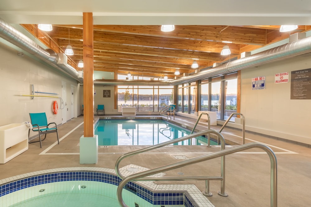 Comfort Inn & Suites Campbell River, BC 28/46