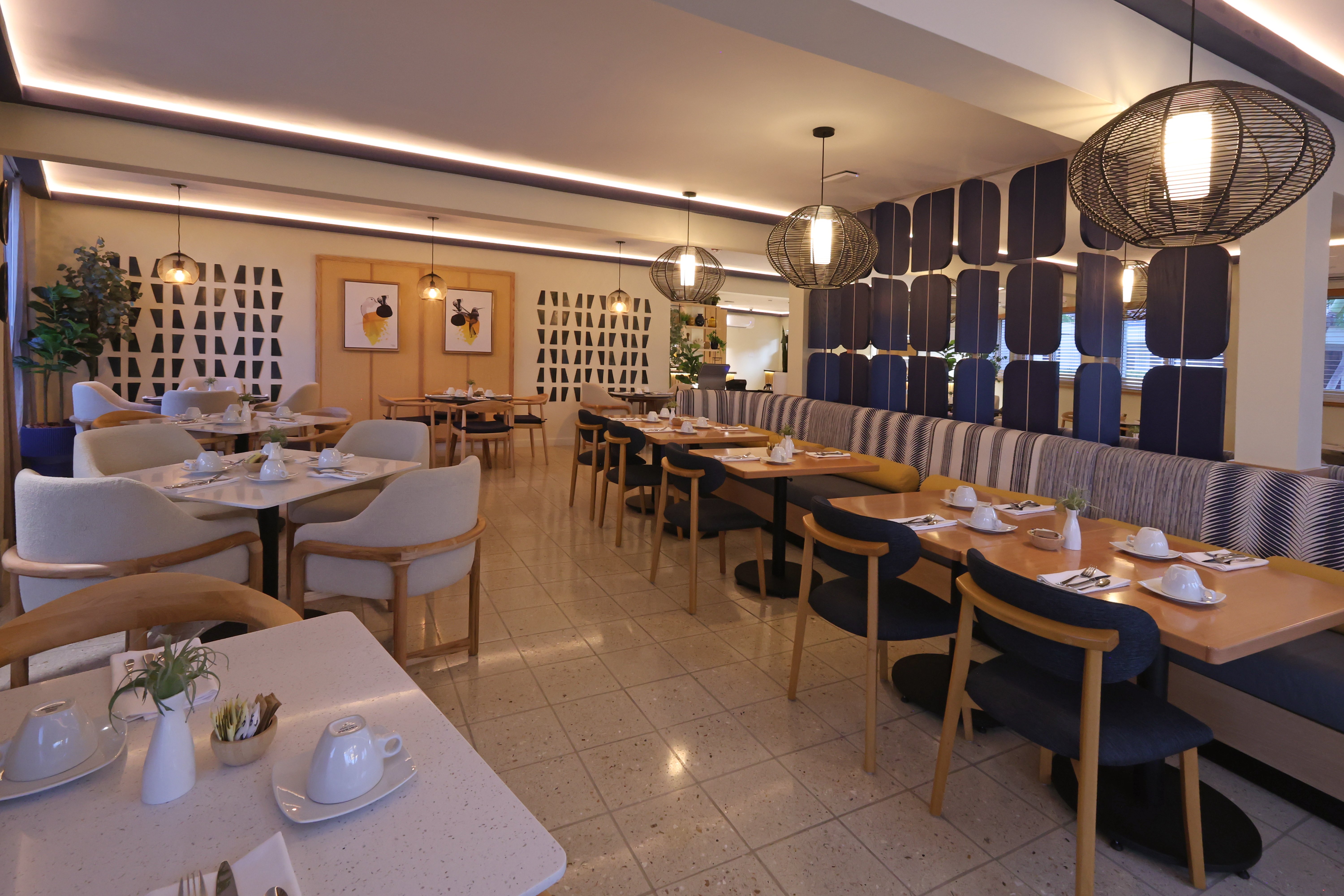 Voco Surfside Aruba by IHG 61/90