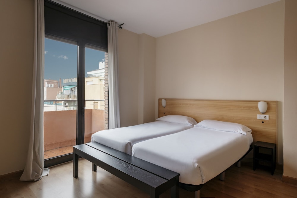 Villarroel Barcelona Apartment 4/35