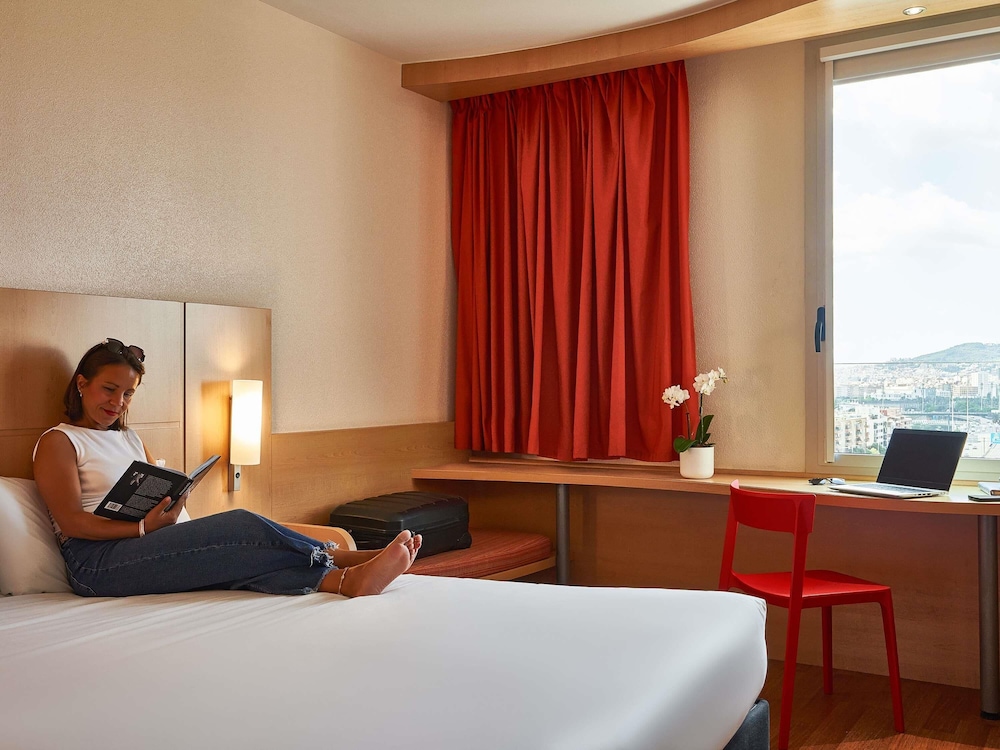 غرفة قياسية بسرير مزدوج، Ibis Barcelona Santa Coloma 4/6