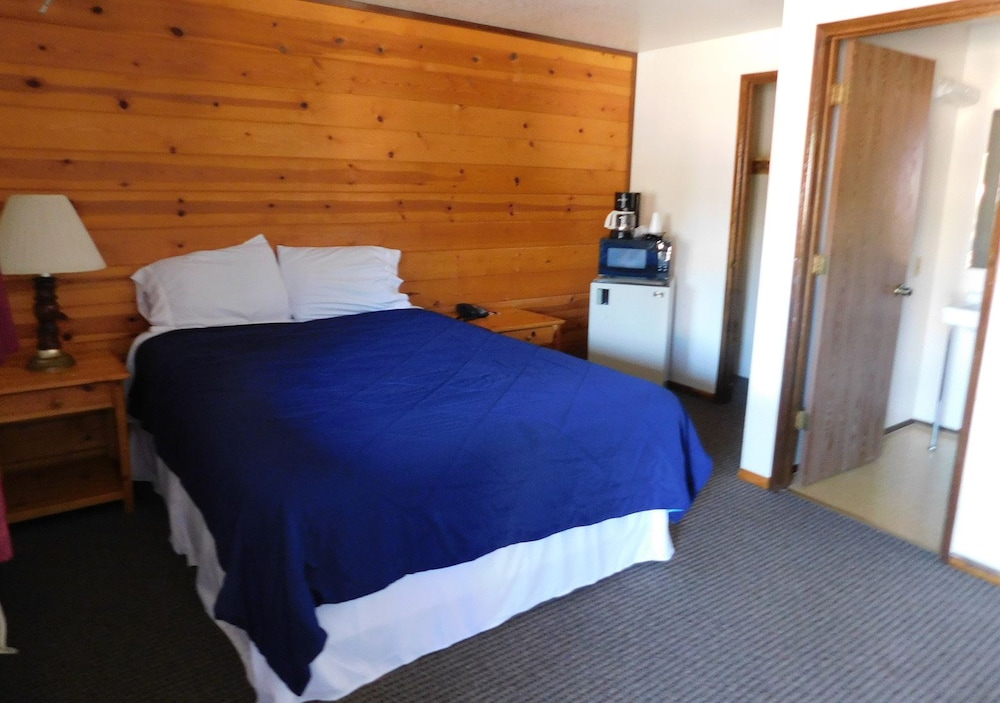 Packwood Inn 37/56