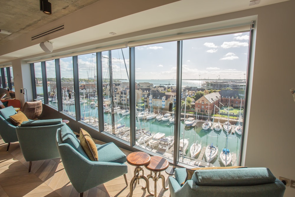 Southampton Harbour Hotel 53/71