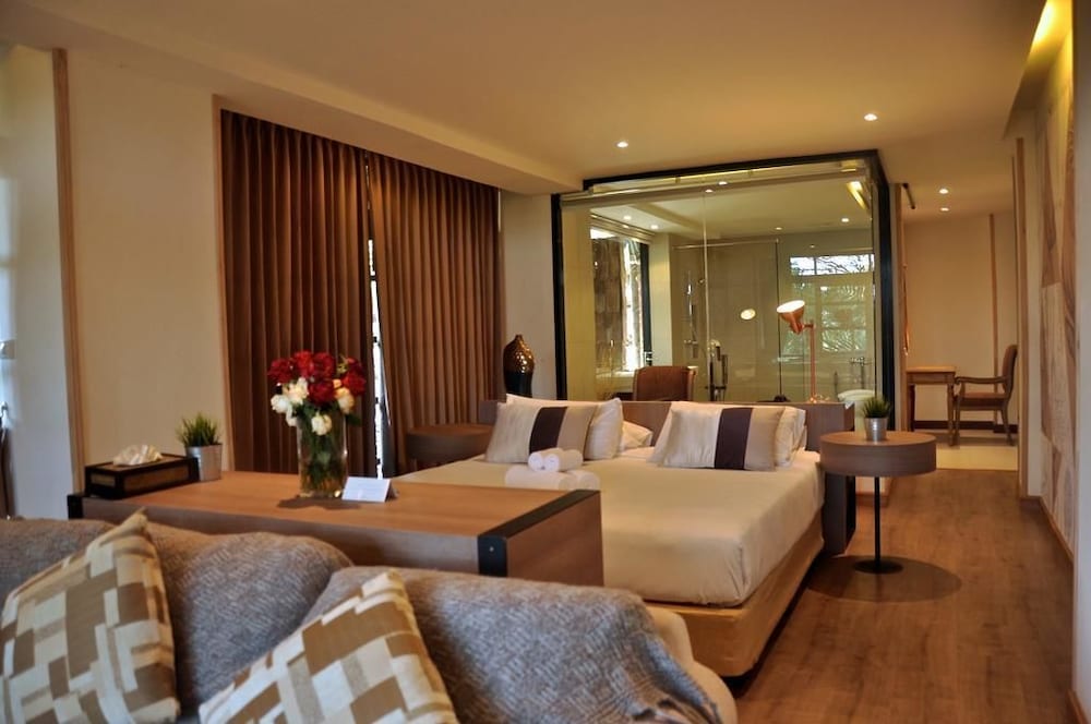Issara Boutique Winery Hotel 56/78