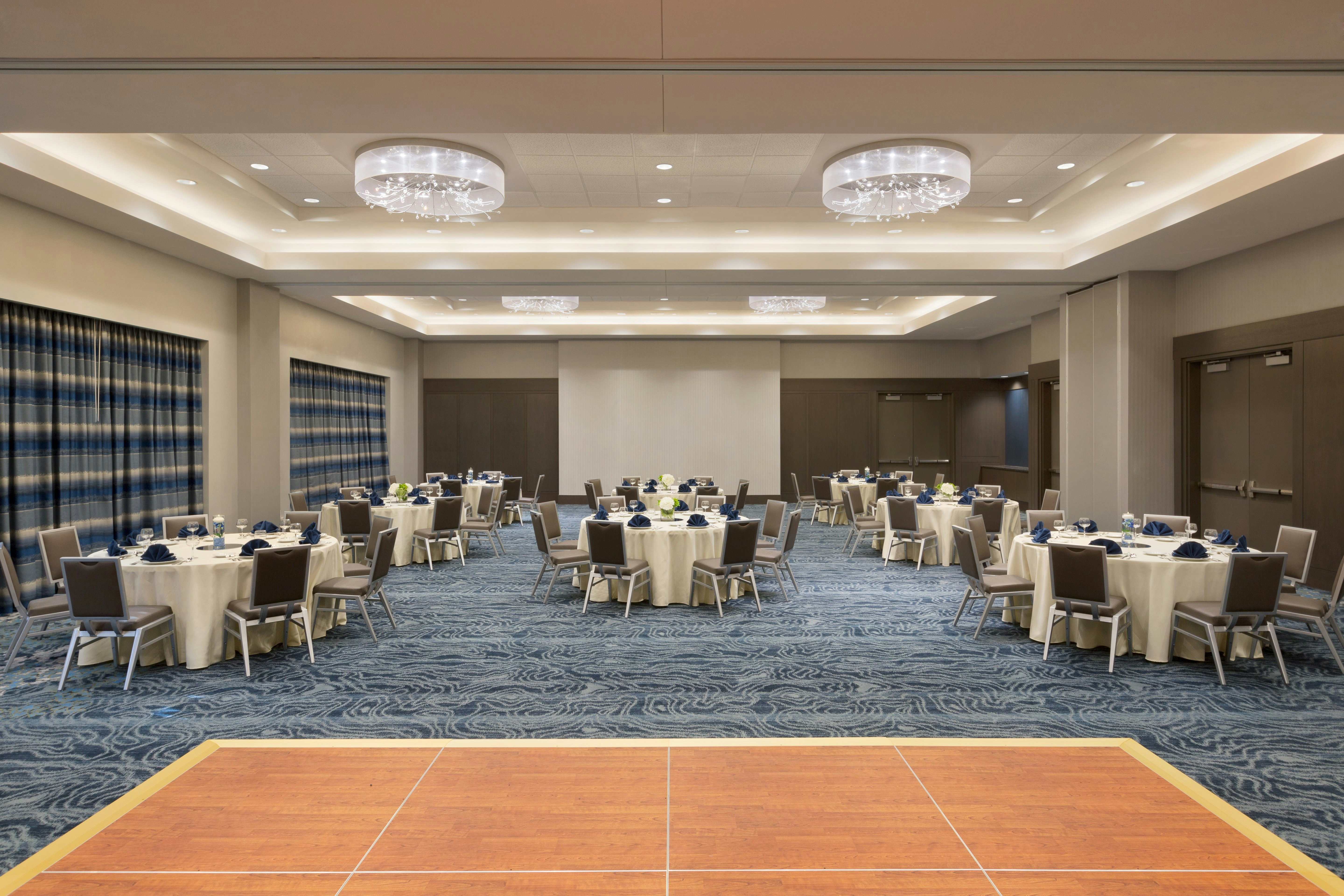 Embassy Suites By Hilton The Woodlands At Hughes Landing 15/19