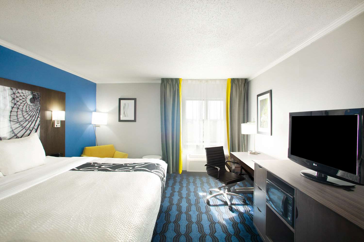 La Quinta Inn St Louis Hazelwood Airport North 17/59