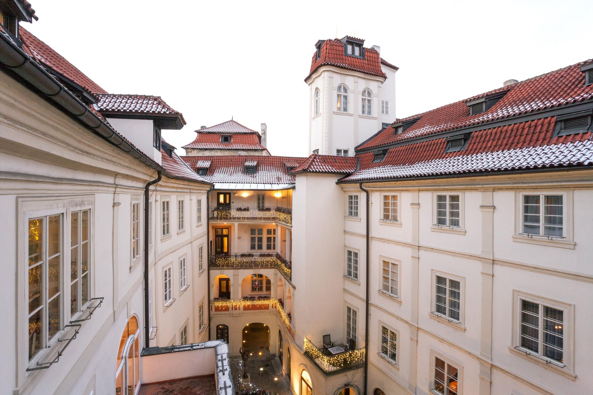 IRON GATE HOTEL AND SUITES in PRAGUE