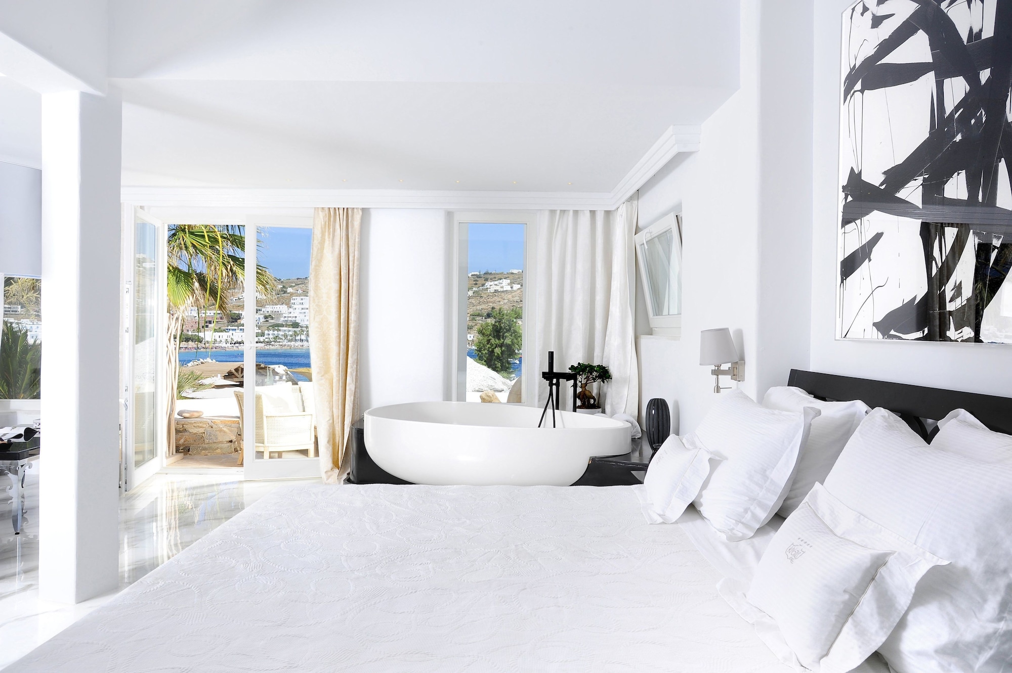 DELUXE, SUITE, SEA VIEW