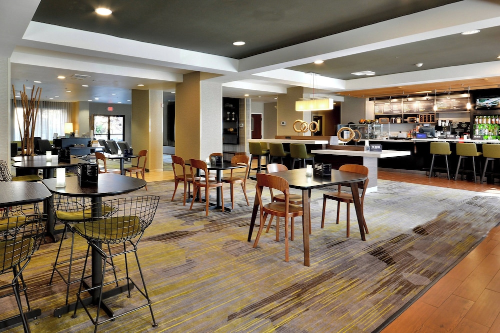 Courtyard by Marriott Beckley 44/64