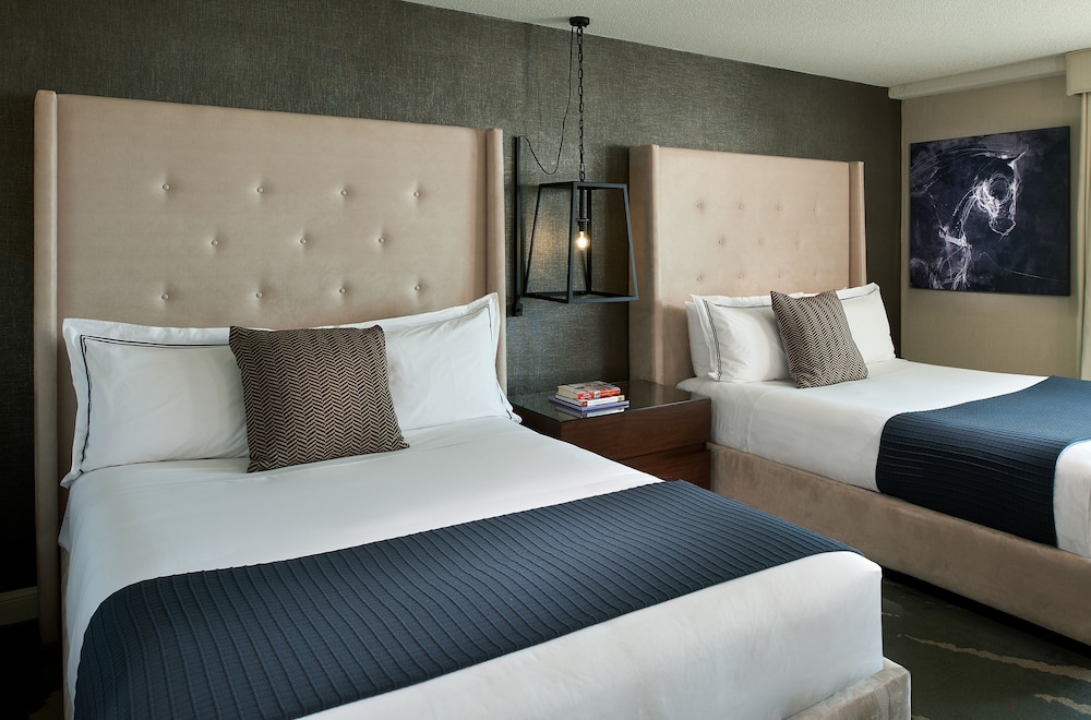 Revere Hotel Boston Common Formerly Radisson Hotel Boston 8/81