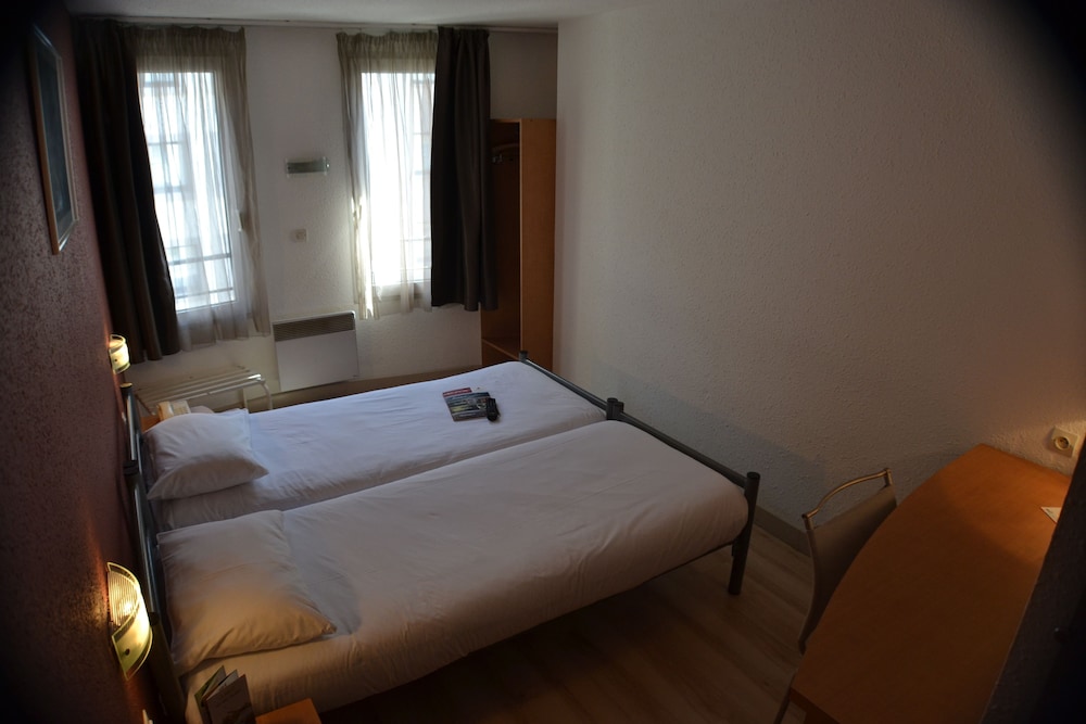 STANDARD, TWIN BEDS