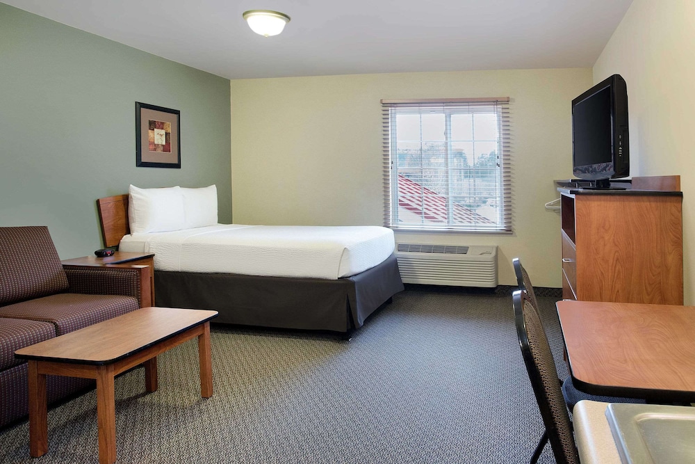 WoodSpring Suites Richmond West I-64 21/34