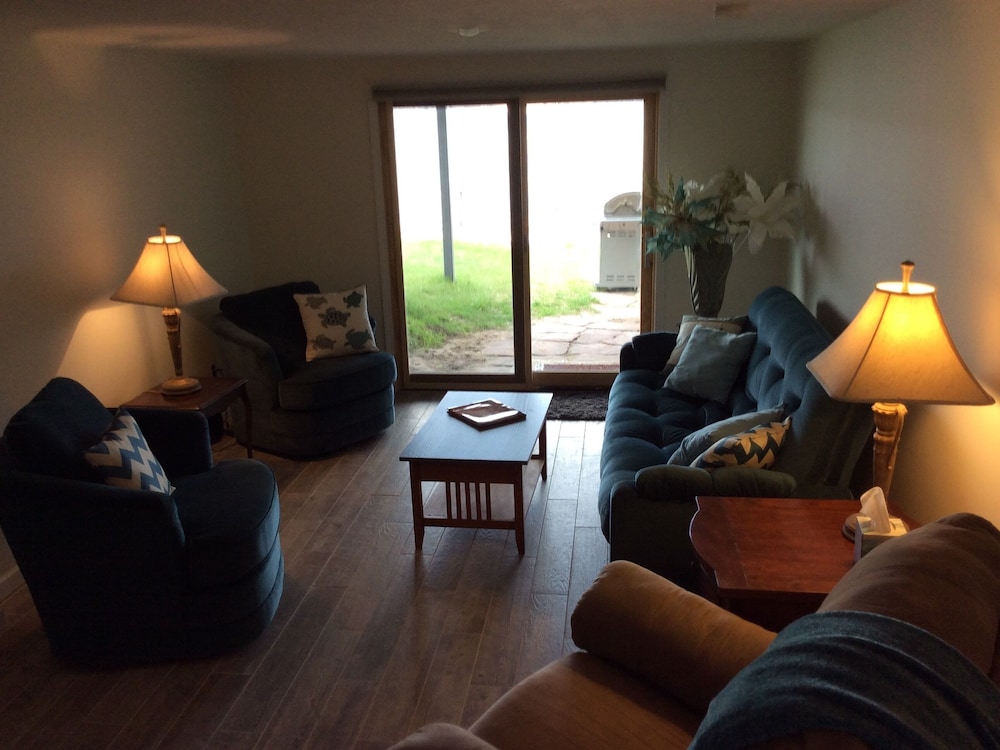 Pictured Rocks Bed and Breakfast 30/61