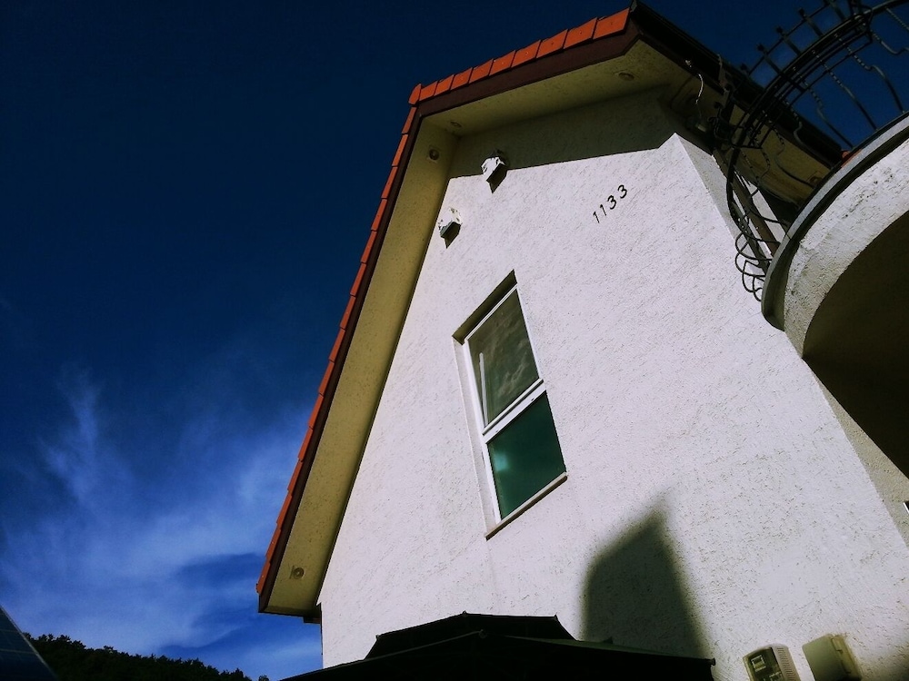Namhae German Village Neuhaus in Korea 4/53