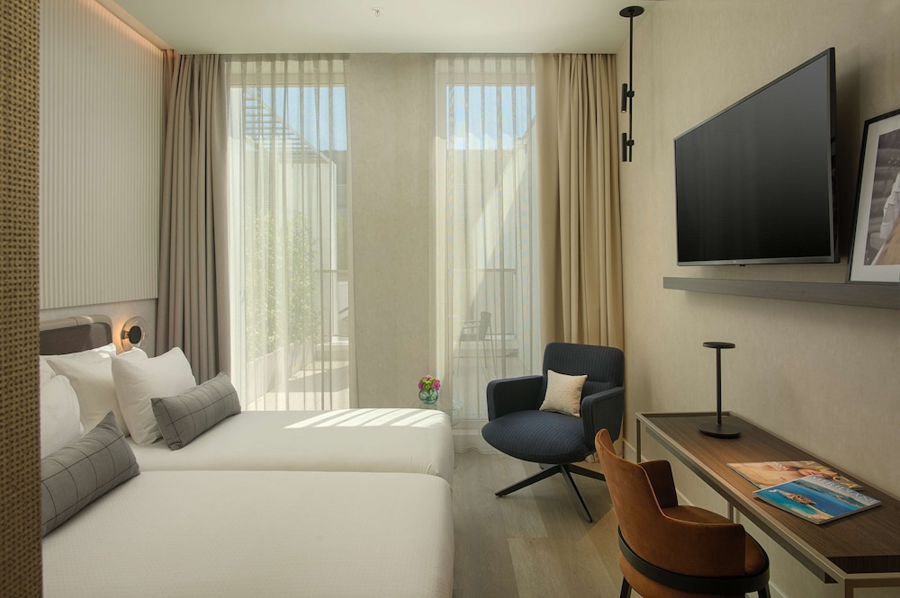 NH Collection Milano CityLife 50/50