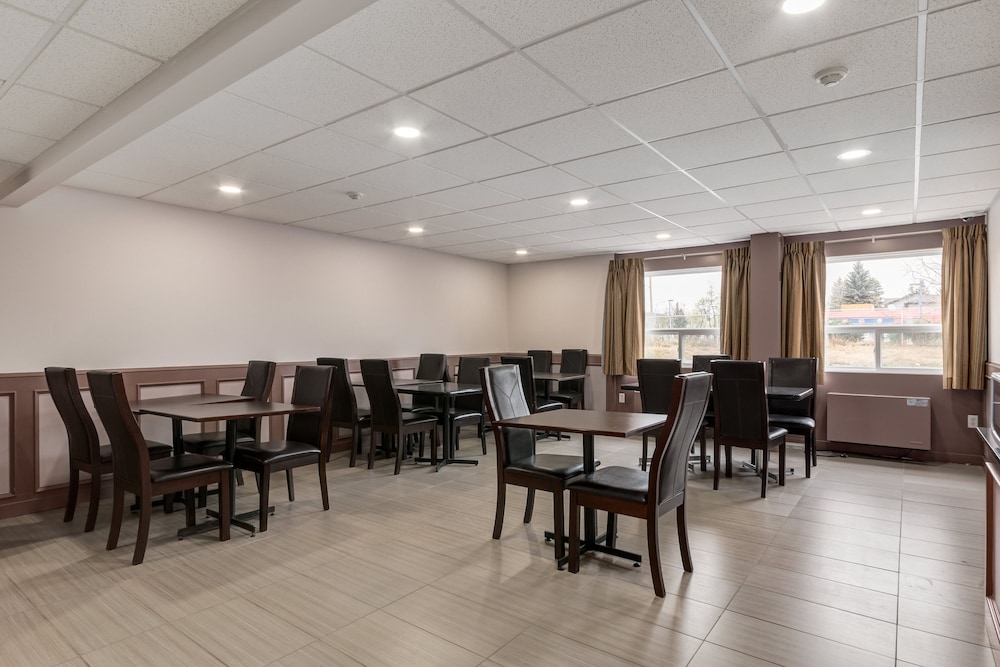 Airport Travellers Inn 38/51