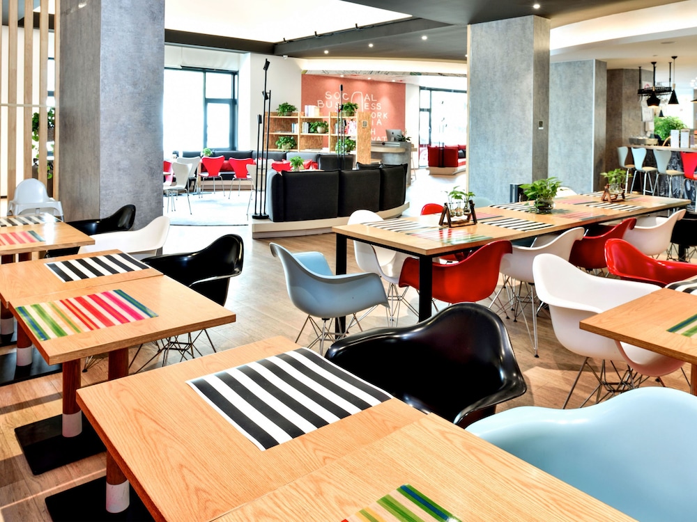Ibis Wenzhou University Hotel 44/53