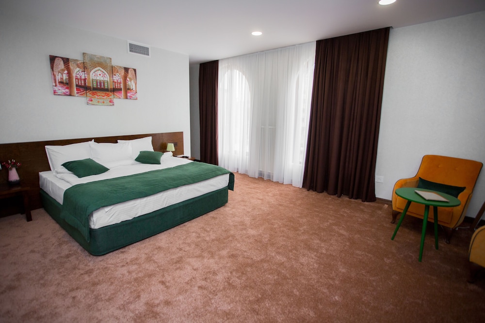 Da Vinci Hotel 12/50