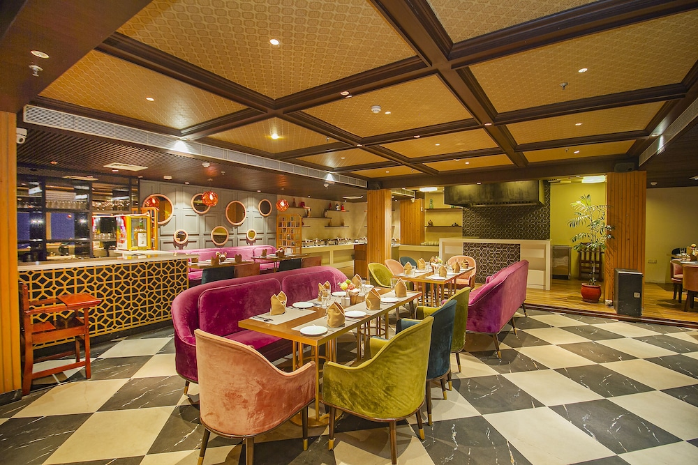 Amritara Surya, Mcleodganj 64/68