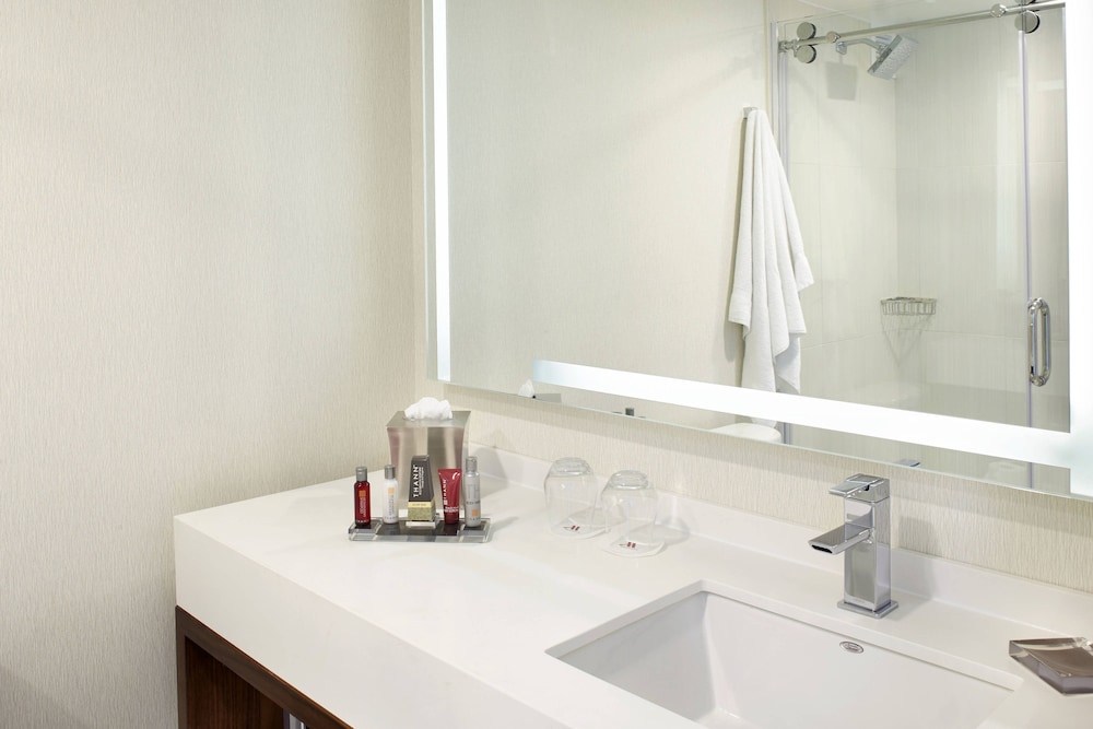 Raleigh Marriott Crabtree Valley 20/64