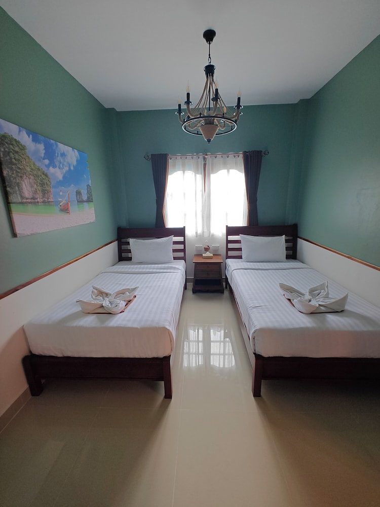 Namphung Phuket 14/78