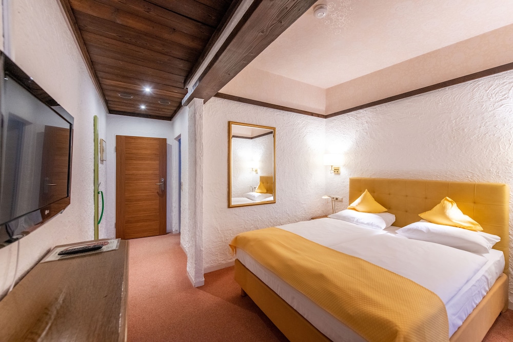 CONTEL HOTEL KOBLENZ 13/52