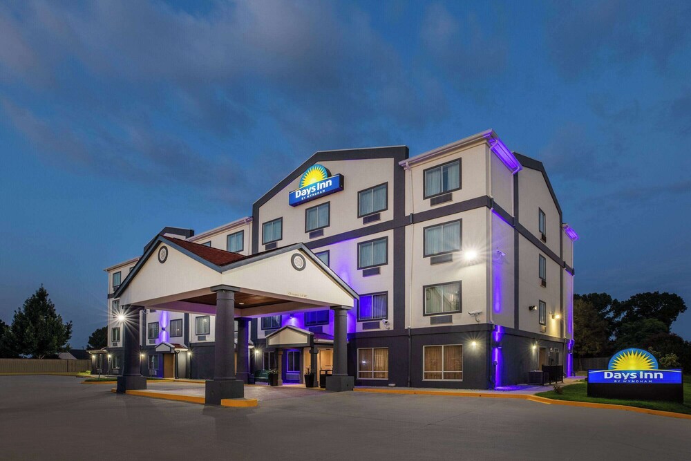 Days Inn by Wyndham Baton Rouge/I-10 4/56