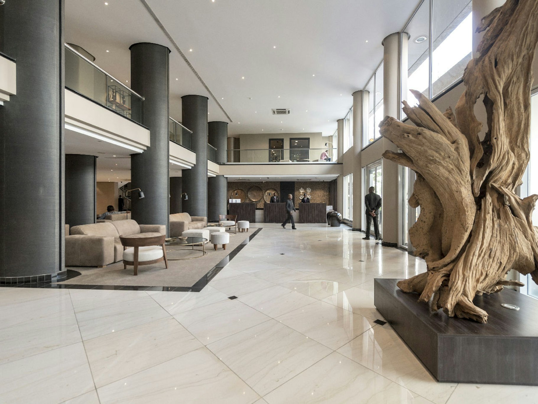 Avenida Hotel Maputo 29/56
