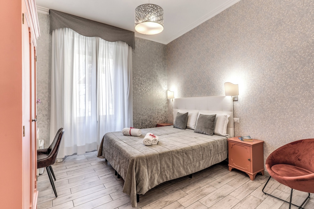 Marta Inn (ex Da Marta and Alida all Esquilino) 9/50