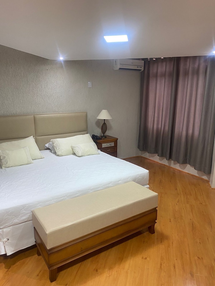 HARBOR QUERENCIA HOTEL 17/64
