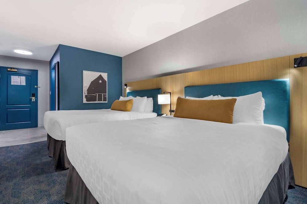 غرفة بزنس بسريرين كوين، Clarion Hotel & Conference Centre Abbotsford - Fraser Valley 3/4