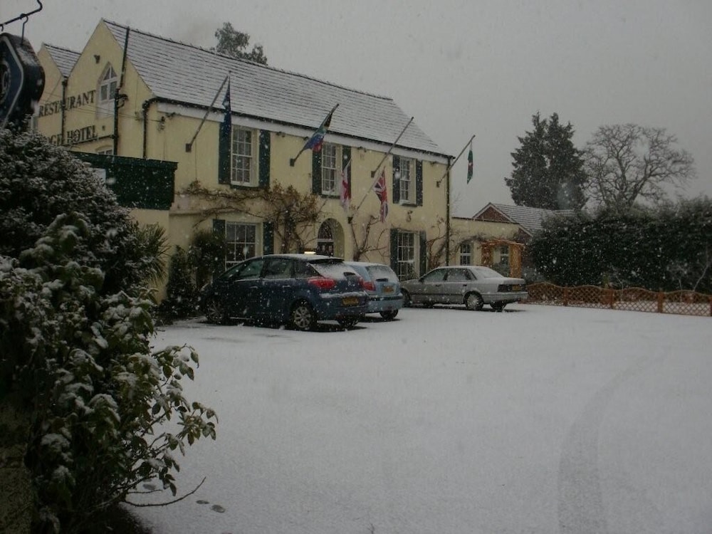 Castle Lodge Hotel 56/63