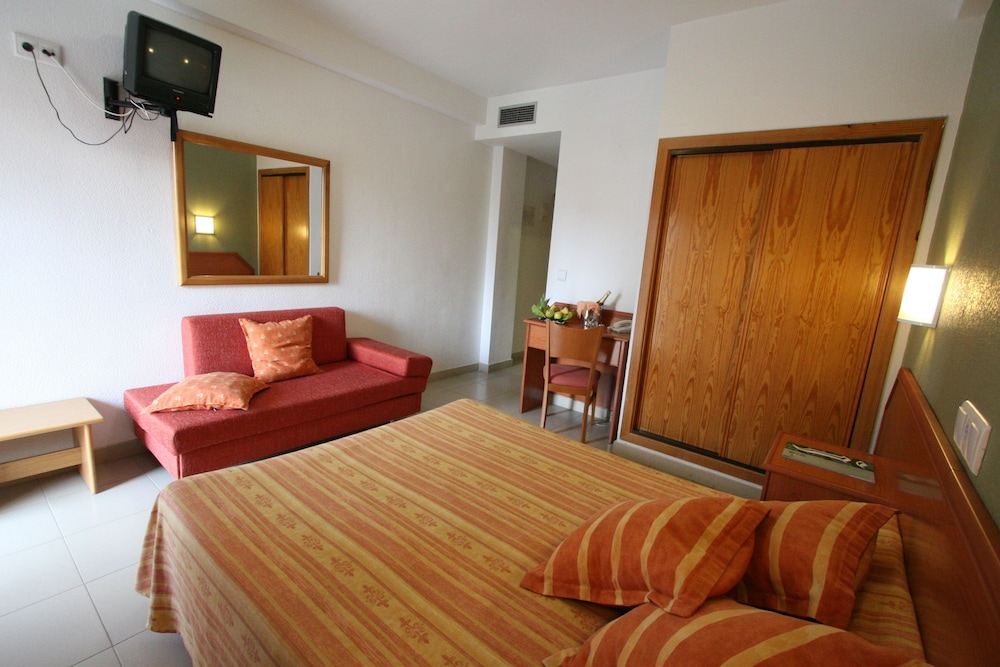 Hotel Joya 11/24