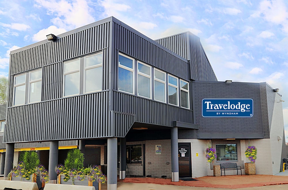 Travelodge by Wyndham Grande Prairie 3/46