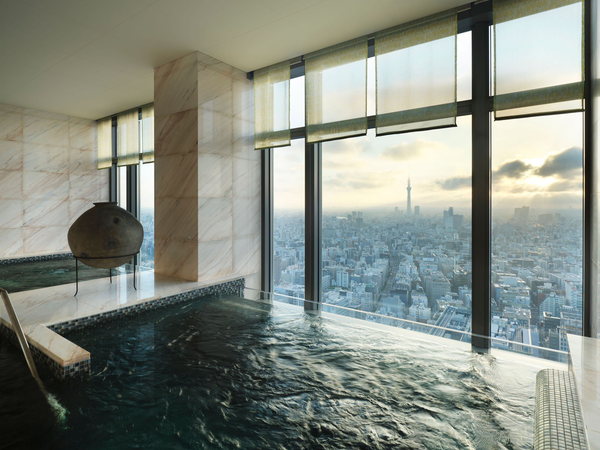Mandarin Oriental Tokyo 16/50