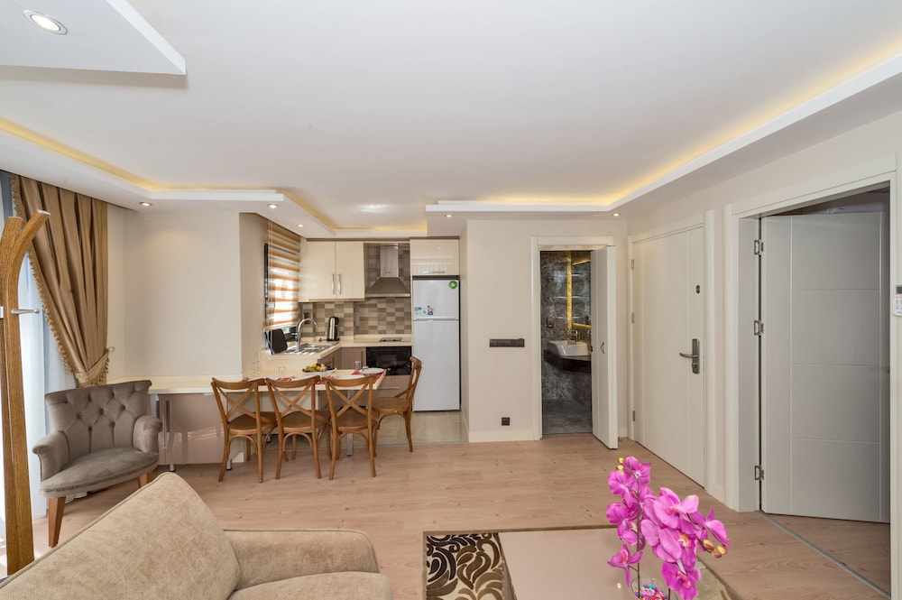 Gen Suites 35/50