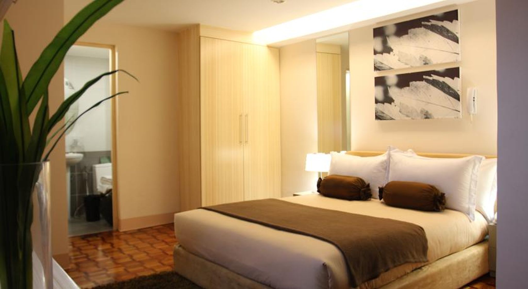 1 Bedroom, Suite