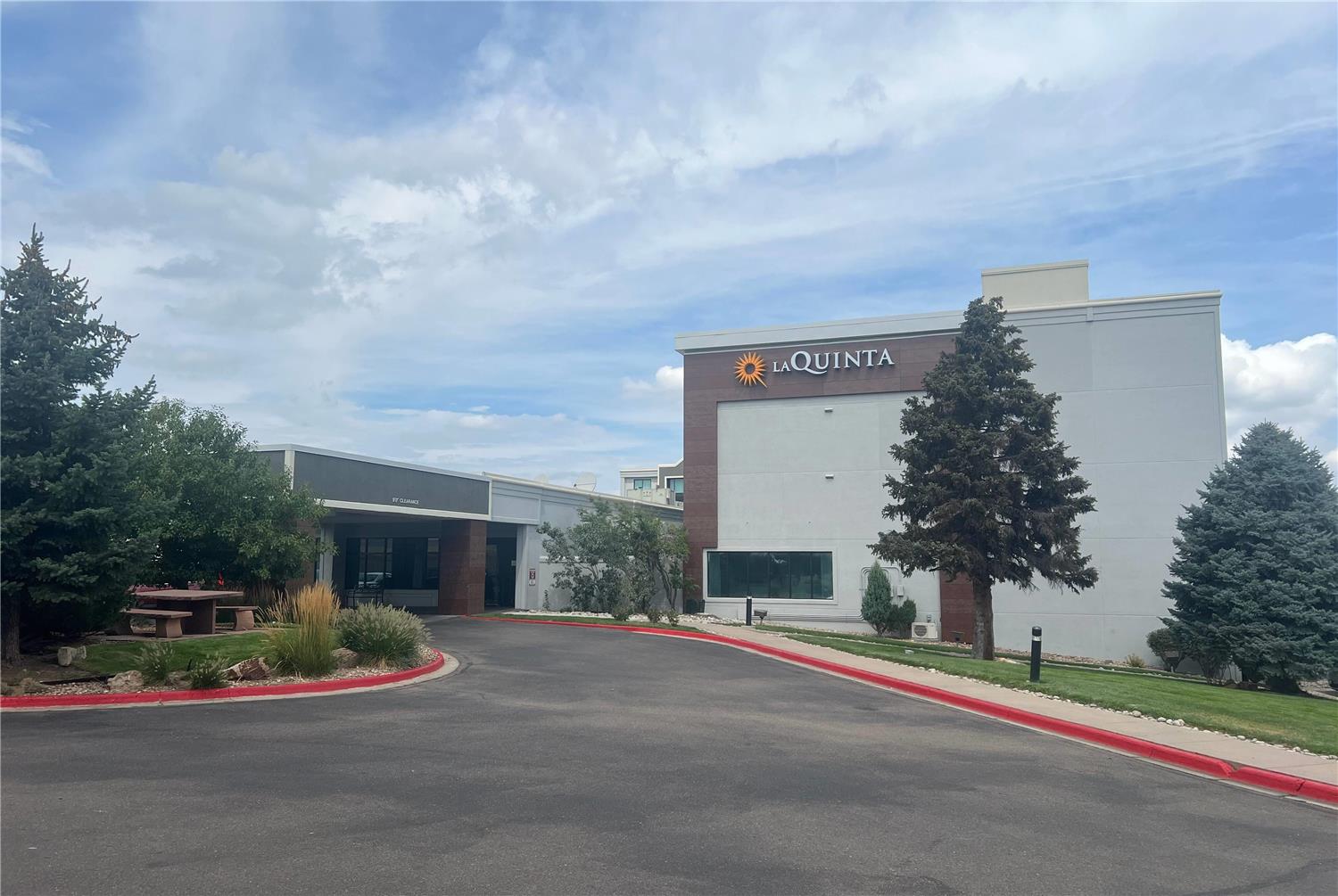 La Quinta by Wyndham Denver Englewood Tech Center 40/41
