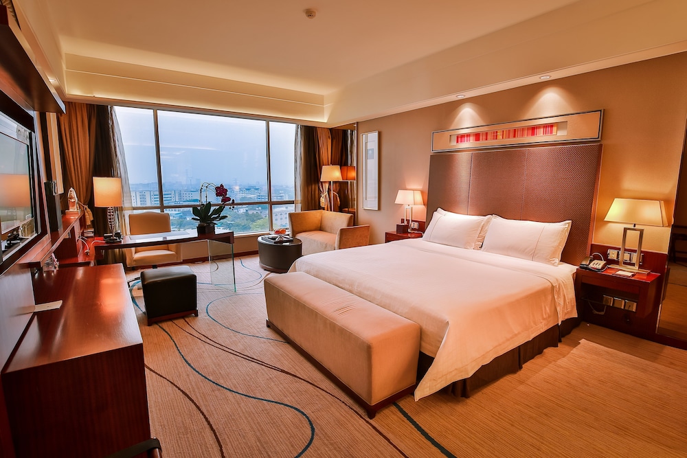 Royal Garden Hotel 17/69
