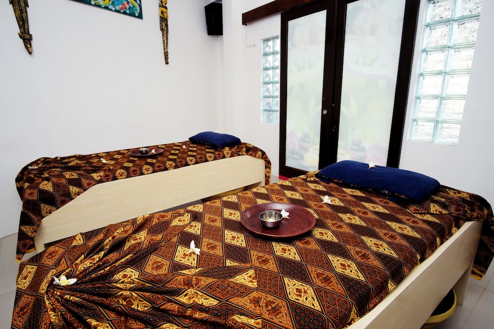 Puri Saron Senggigi Beach Hotel 42/63